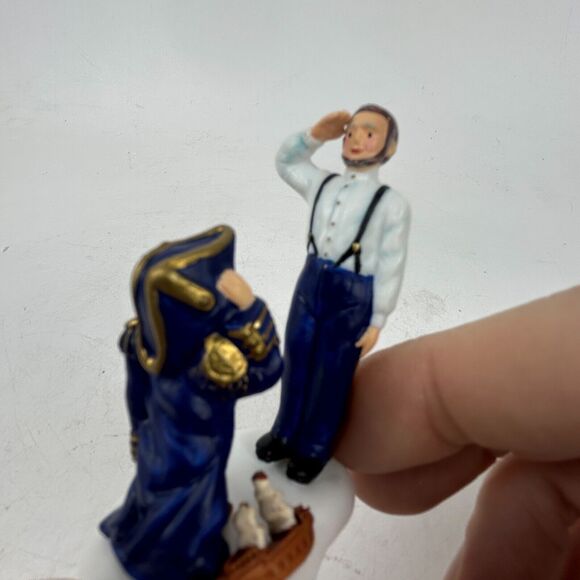 Department 56 Heritage Collection Dickens Village Future Admiral, Queen's Port - Picture 4 of 6